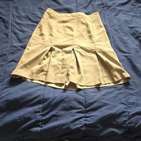 🎀JM Collection Tan Mini Skirt - Picture 2 of 4